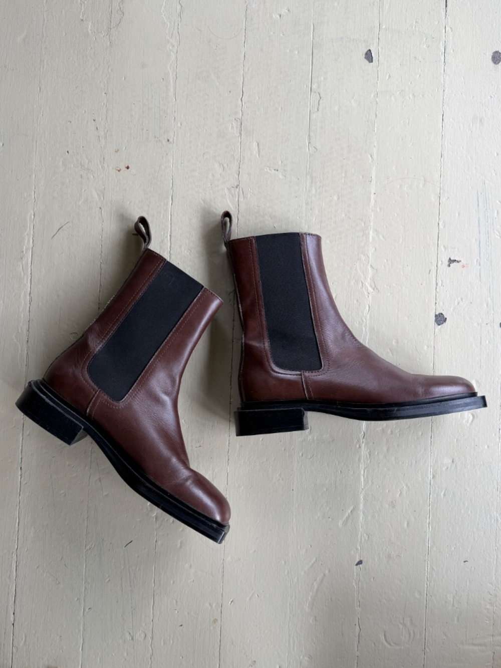 Leather Chelsea Boot - Picture 2 of 5
